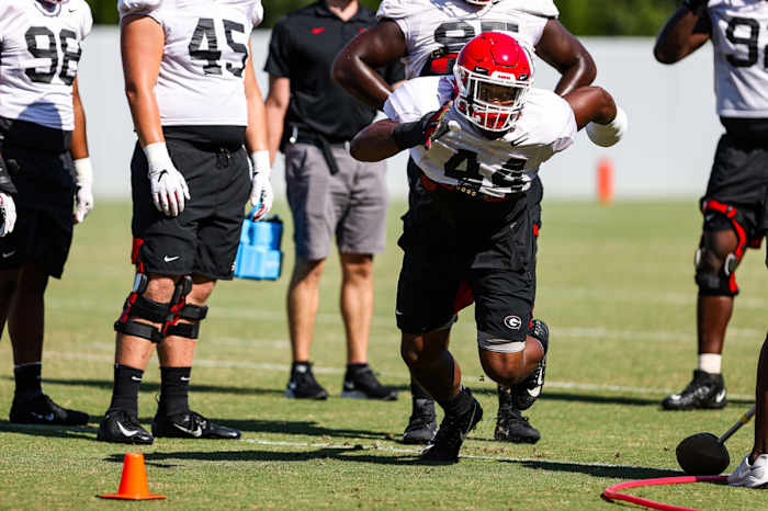 FC3E1EEF-6ED7-4453-9027-E0A98E3F4C3F